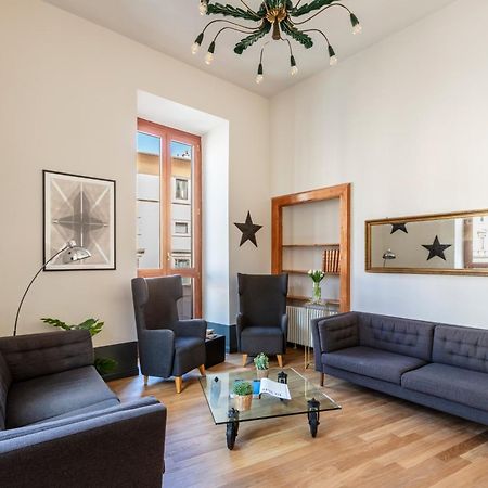 Romac Baullari Holiday Apartment In Campo De Fiori Exterior photo