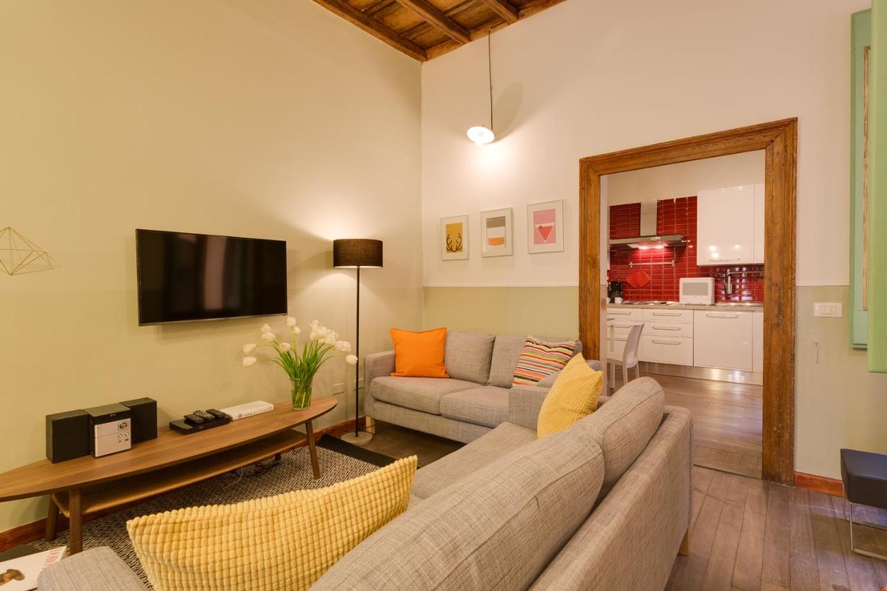 Romac Baullari Holiday Apartment In Campo De Fiori Exterior photo