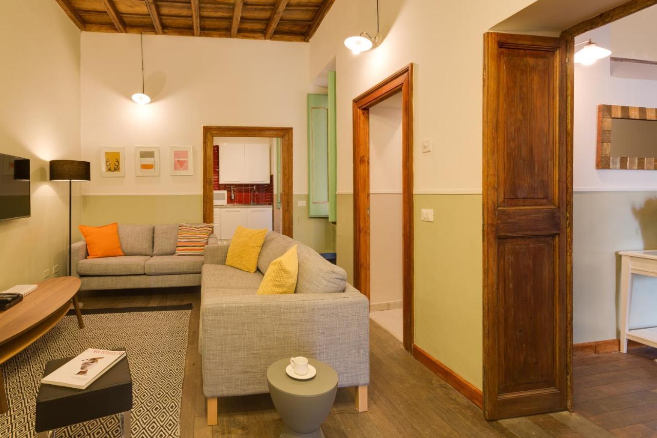 Romac Baullari Holiday Apartment In Campo De Fiori Exterior photo